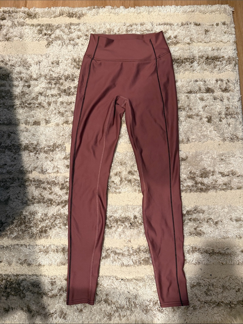 ALO Yoga High-Rise Leggings in Mauve